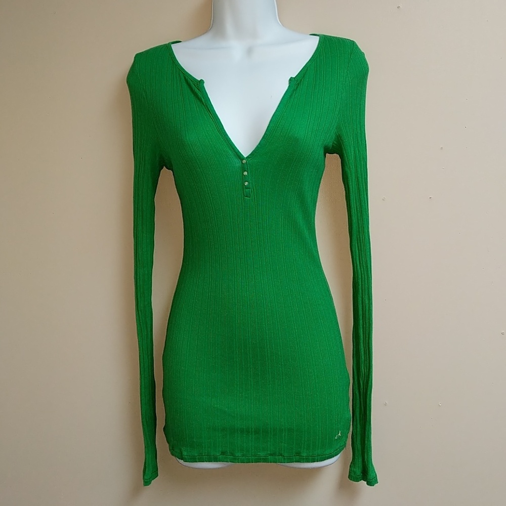 American Eagle Outfitters Long Sleeve Shirt